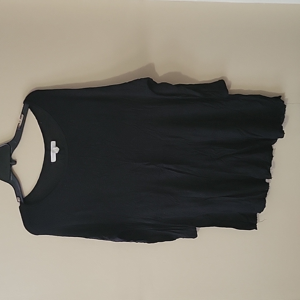 A small black Aero long sleeve top